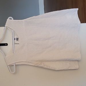 Size large old navy white cute top